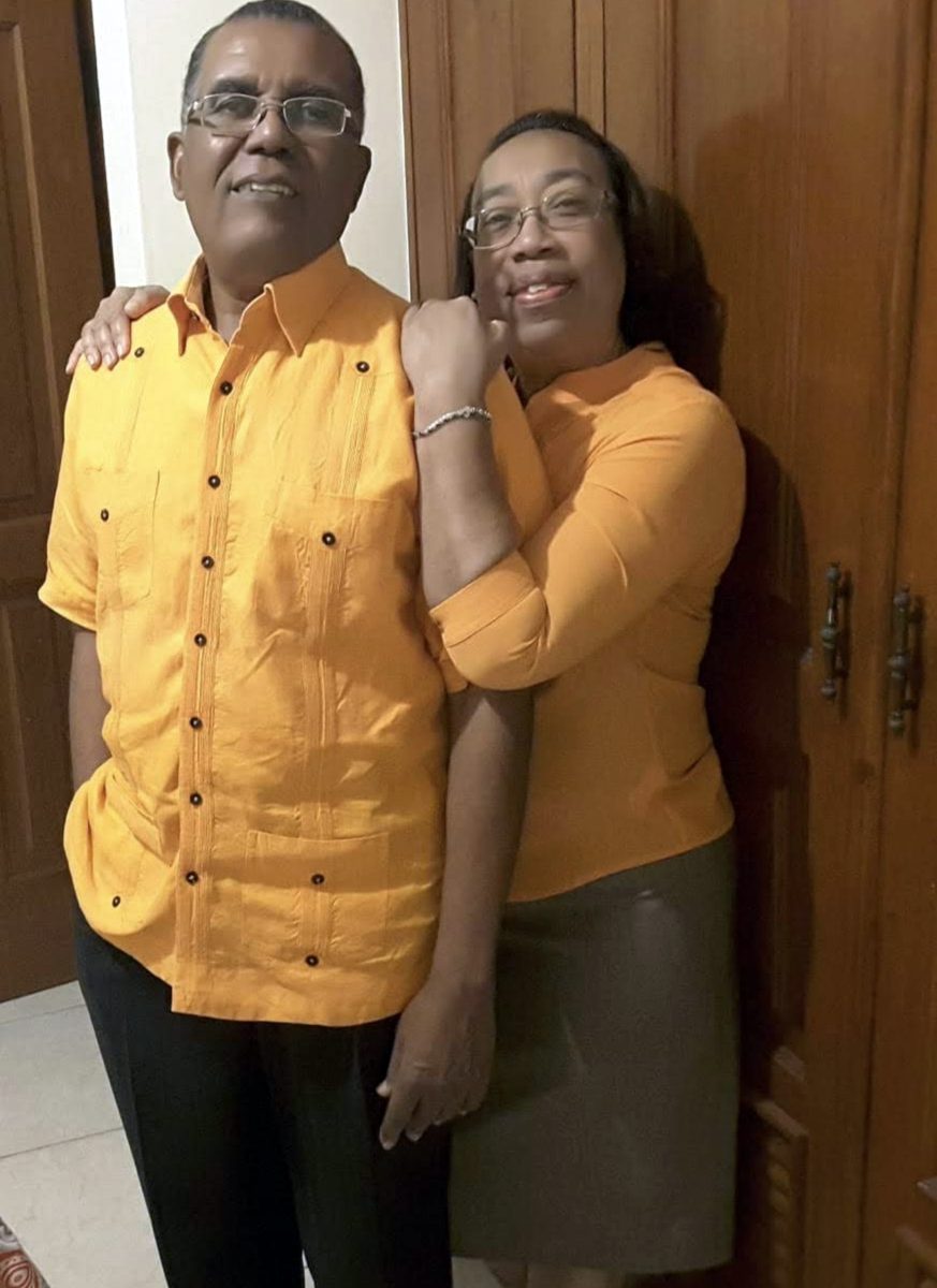 Obispo Israel Jiménez y su esposa Elisebeth Margritt Lawrence de Jiménez