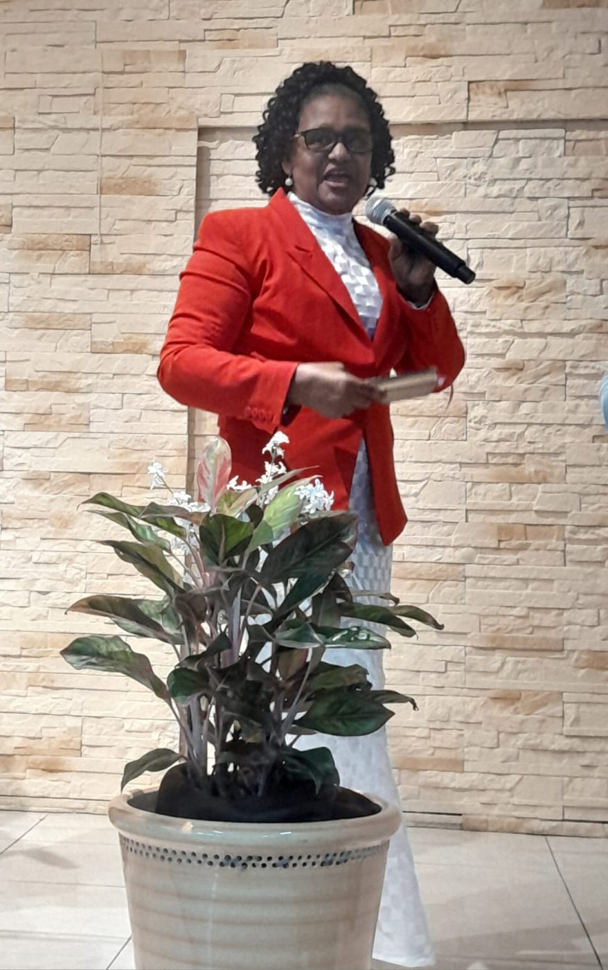 Compartiendo la Palabra en el Ministerio de Evangelismo